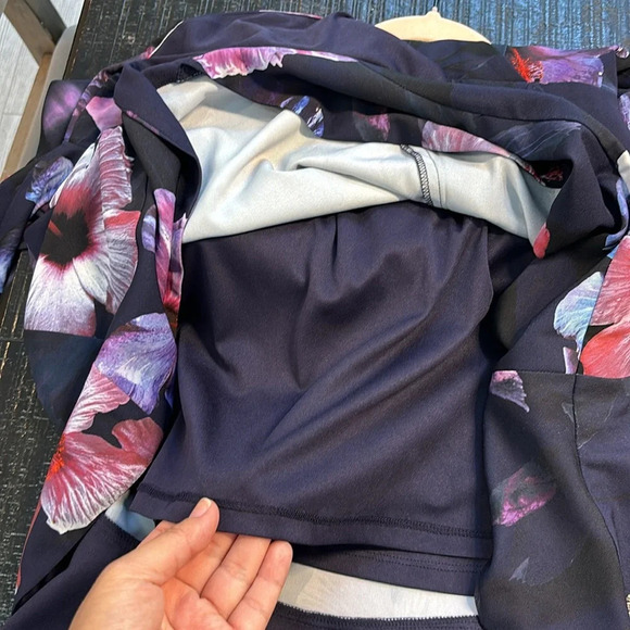 Adrianna Papell Ruffle Hem Dreamy Hibiscus Wrap Dress size 6 - Picture 12 of 16